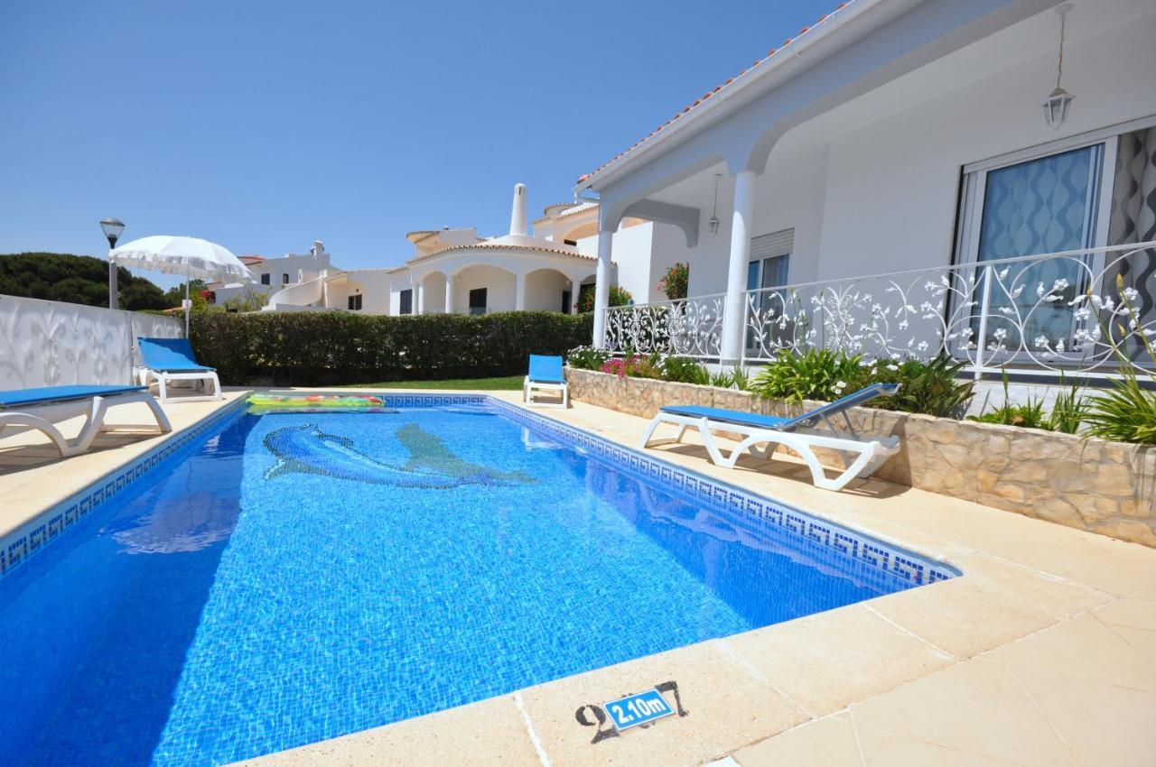 Well-Appointed Villa Is Situated In The Popular Resort Of Vilamoura Куартейра Екстериор снимка