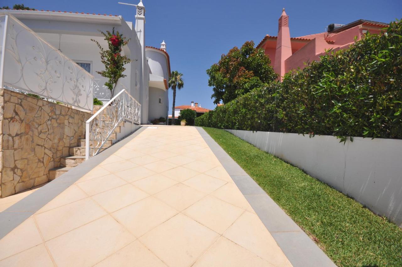 Well-Appointed Villa Is Situated In The Popular Resort Of Vilamoura Куартейра Екстериор снимка